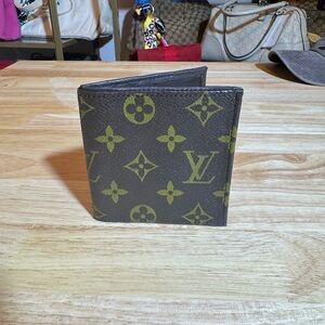 Louis Vuitton Brown Monogram Bi fold Wallet